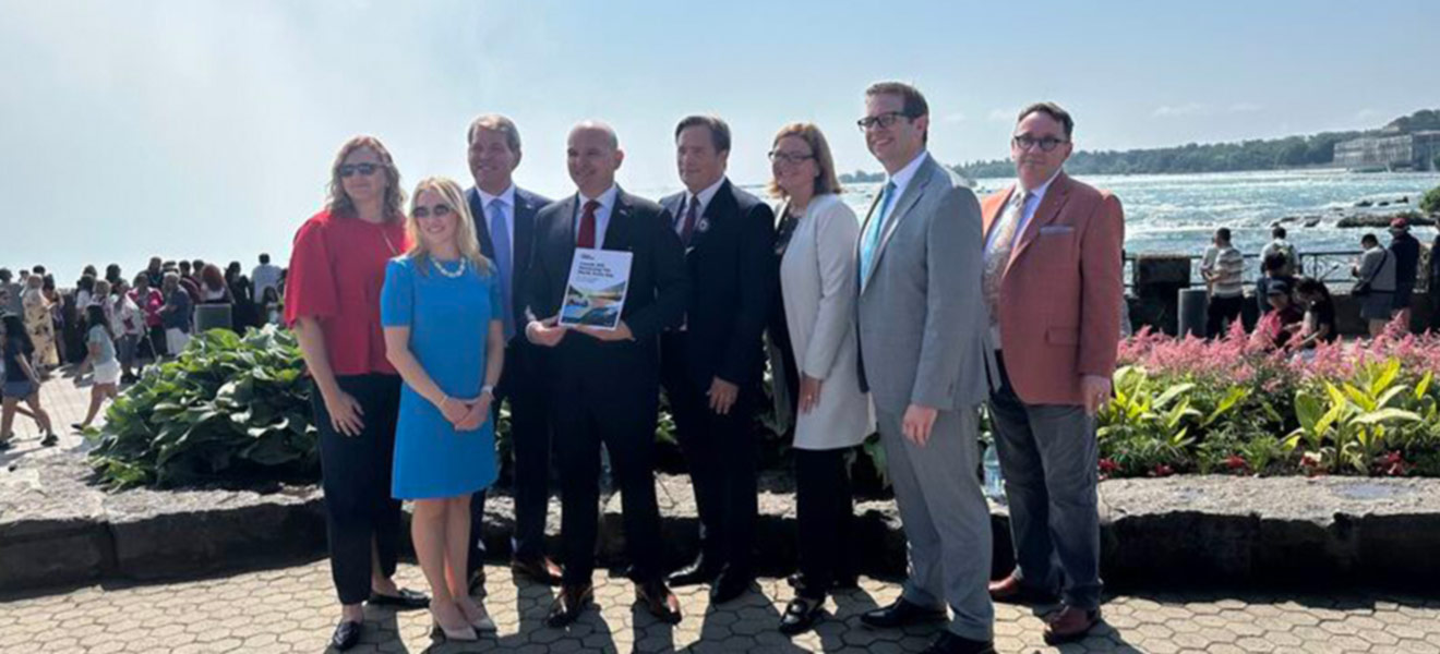 Group standing in front of Niagara Falls